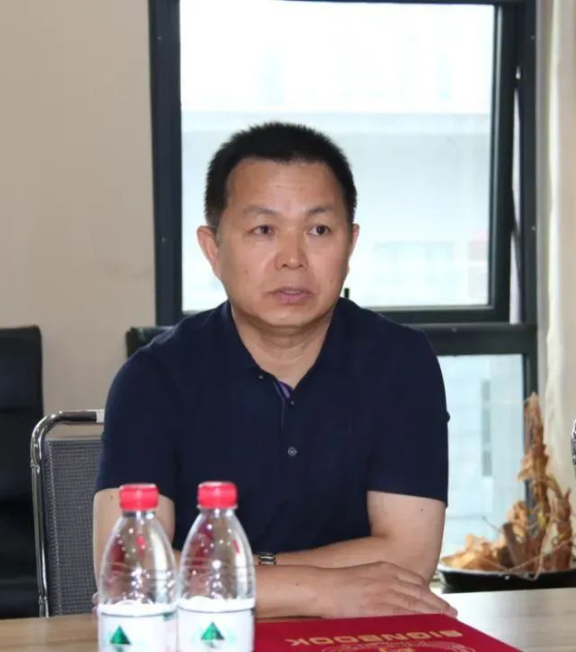愛心奶情系學(xué)子，公益情溫暖人心—河南花花牛乳業(yè)集團(tuán)助力基金會“圓夢計(jì)劃?一杯奶”公益項(xiàng)目，愛心捐贈善款50萬元！